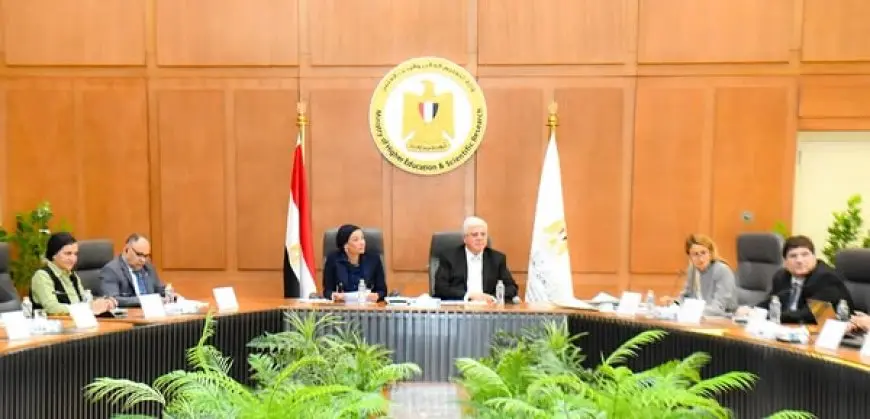 وزير التعليم العالي يخطط لزيادة مساحات المحيطات المحمية بالتعاون مع اليونسكو والجهات الدولية