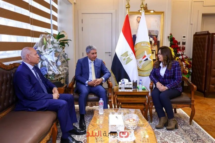 اكتشف الخطوة الجديدة لتحصيل رسوم الفنادق! وزيرا التنمية المحلية والسياحة يناقشان الخطة في اجتماع مهم