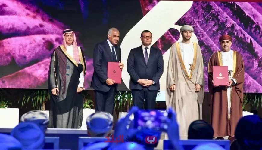 وصول وزير الإسكان إلى مسقط..لا تفوت فرصة مشاركته في افتتاح معرض ومؤتمر عُمان العقاري