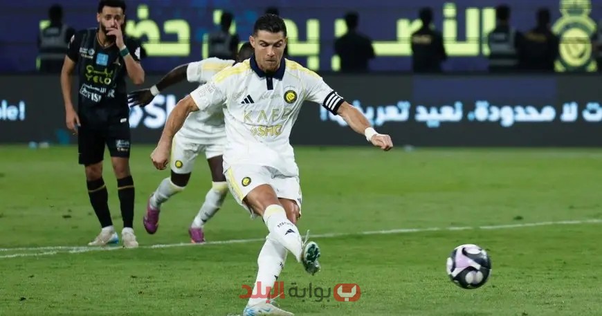 دوران ورونالدو يحققان انتصاراً متأخراً للنصر على الخليج