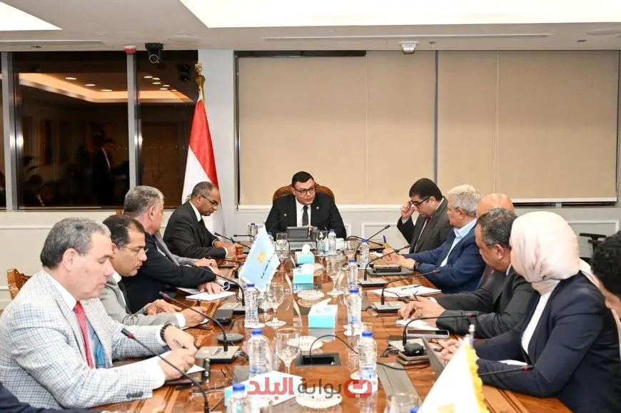 وزير الإسكان يكشف عن آخر تطورات ملف تحلية المياه!