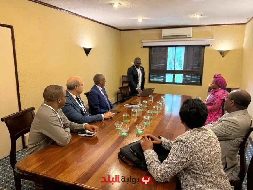 وزير الطيران المدني يتناول مع مسؤولي شركة “بوينج” سُبل تعزيز التعاون في تحسين برامج السلامة الجوية