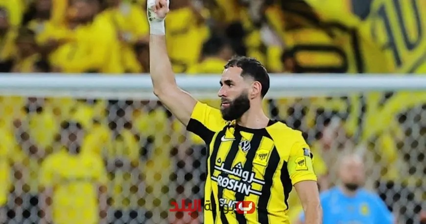 “الشوط الأول: الاتحاد يتفوق بهدفين بينما القادسية يتمسك بالأمل”