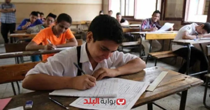 “أسئلة امتحان العربي للإعدادية 2025: جمع ‘مرسى’ ومرادف ‘أوبة’ ومفرد ‘العلا’ في أبرز التحديات!”