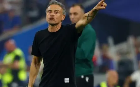 يحقق لويس إنريكي إنجازًا تاريخيًا بالانضمام إلى قائمة المدربين العظماء: أنشيلوتي وغوارديولا!