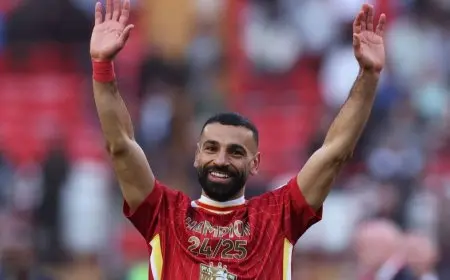 محمد صلاح يُتوَّج بلقب “لاعب الموسم” في ليفربول للمرة الخامسة، من يستحقها سواه؟