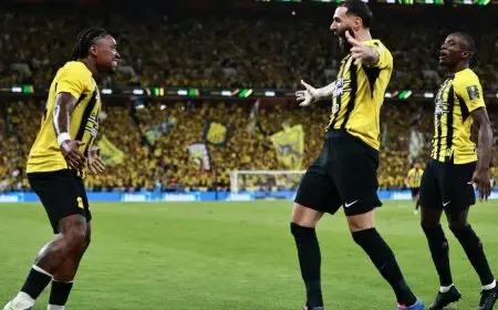 نتائج قرعة دور الـ 32 في كأس الملك السعودي: اكتشف جميع المواجهات المثيرة!