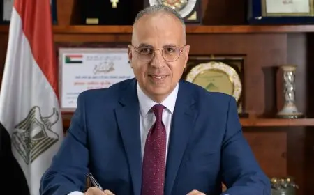 سويلم يُكافئ 31 فريق عمل لتعزيز التعاون الجماعي في إدارات وزارة الري