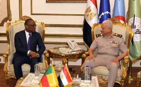 اجتماع هام بين وزير الدفاع ووزير خارجية بنين لتعزيز العلاقات الثنائية