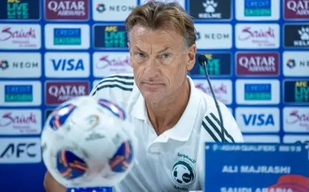 رونار يُحذر: المنتخب البحريني فريق قوي وصعب المراس