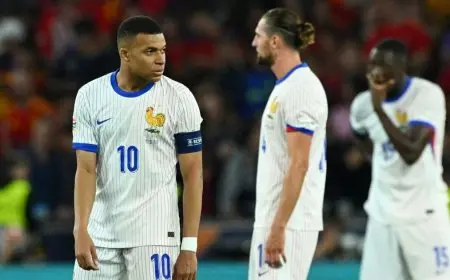 مبابي يهاجم دفاع فرنسا بعد الأداء المخيب أمام إسبانيا: هل حان وقت التغيير؟