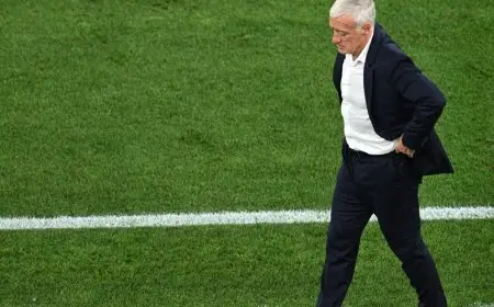 ديشان يكشف الأسباب وراء هزيمة فرنسا التاريخية أمام إسبانيا: تحليلات شاملة وآراء مثيرة