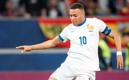 “فرنسا تتعرض لكارثة في ليلة مثيرة: مبابي يتألق ويحطم الأرقام القياسية!”