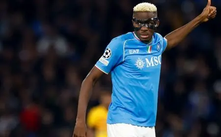 أوسيمين يعود إلى نيجيريا: هل يختار الهلال أم يفضل وجهة أخرى؟