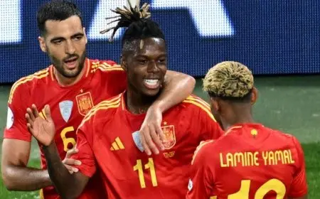 دي لا فوينتي يُحدث تغييرين جريئين في تشكيلة إسبانيا المحددة لمواجهة البرتغال