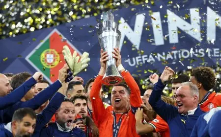 “بعد ليلة المجد: تعرف على عدد الألقاب التي حققها رونالدو في مسيرته الأسطورية!”