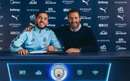 مانشستر سيتي يعلن توقيع عقد جديد مع ريان شرقي حتى عام 2030!