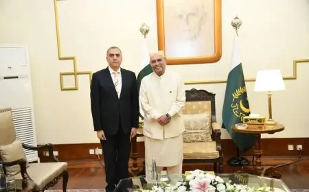 سفير مصر في إسلام أباد يقدم تهاني الرئيس السيسي للباكستانيين بمناسبة عيد الأضحى المبارك
