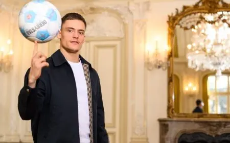 بمبلغ خيالي.. ليفربول ينجح في “خطف” صفقة فيرتز من ليفركوزن!