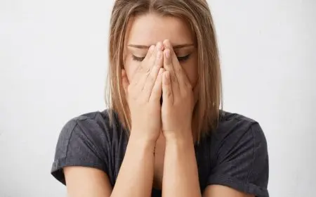 “رُهاب السعادة: كيف يُؤثر هذا المرض النفسي على راحتك النفسية؟ اكتشف التفاصيل!”