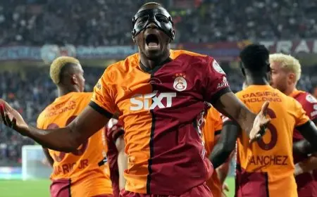 “الهلال في مفاوضات مع هداف مغربي قوي بعد فشل صفقة أوسيمين!”