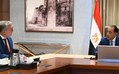 رئيس الوزراء يجتمع بوزير البترول لمناقشة الملفات الحيوية في قطاع الطاقة