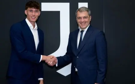 يوفنتوس يعلن تمديد عقد المدافع الشاب سافونا حتى عام 2030: صفقة جديدة تعزز مستقبل الفريق