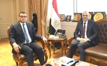 وزيرا الإسكان والعمل يتباحثان سبل تعزيز التعاون في تدريب العمالة لتحقيق التنمية المستدامة