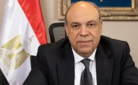 وزير الطيران يكشف: أكثر من 700 طائرة هبطت في مصر بعد إغلاق المجالات الجوية المجاورة