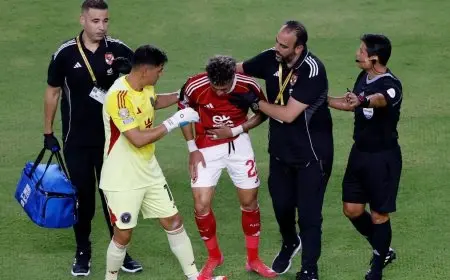 إصابة إمام عاشور: استبعاده من كأس العالم للأندية بعد “كسر في الترقوة”