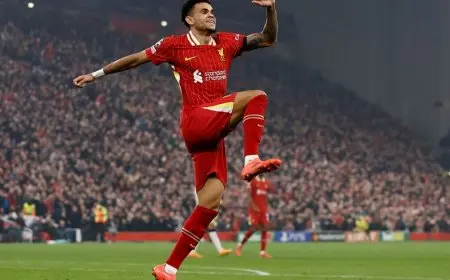 لويس دياز يطالب بالانتقال إلى برشلونة: هل يوافق ليفربول على بيع نجمهم؟