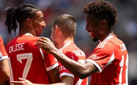 مايكل أوليس يتألق كأفضل لاعب في مباراة بايرن ميونيخ ضد أوكلاند