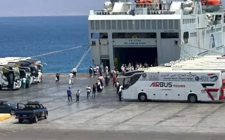 وصول 1912 حاجًا على متن 49 حافلة إلى ميناء نويبع: انطلاق موسم الحج بفرحة وبهجة