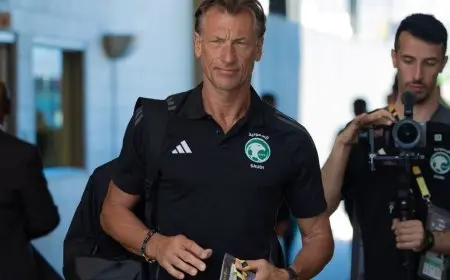 رونار يثني على أداء الدفاع السعودي أمام هايتي ويستعد بحماس لمواجهة أمريكا