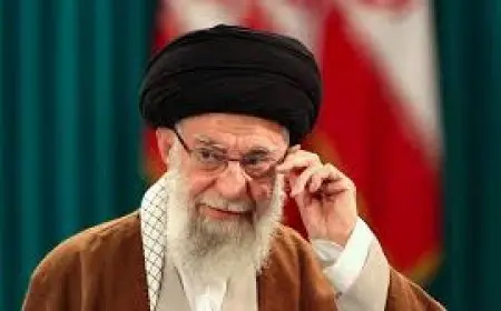 وزير دفاع الاحتلال الإسرائيلي يتوعد باستهداف المرشد الأعلى الإيراني: تصعيد جديد في التوترات الإقليمية