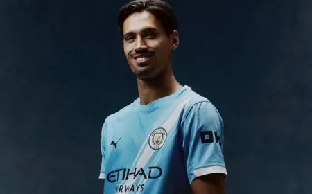 ريندرز يكشف: انضمامي إلى مانشستر سيتي ليس بديلاً لدي بروين!