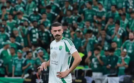 “ديميرال يُعلن مصيره مع الأهلي السعودي بعد اهتمام أتلتيكو مدريد!”