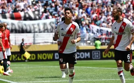 ثلاثة أهداف رأسية تضمن لريفر بليت انتصاره المثير على أوراوا في نهائي المونديال