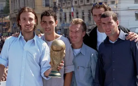 زيدان في الطريق للعودة.. هل يستمر جيل 98 في قيادة منتخب فرنسا؟