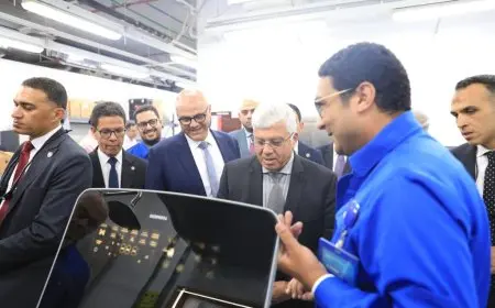 “أهمية ربط البرامج الدراسية باحتياجات سوق العمل: أيمن عاشور يكشف استراتيجية التعليم العالي”