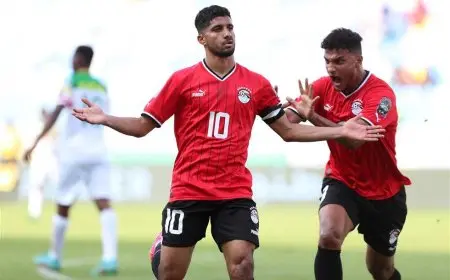 عملاق فرنسا يسعى لضم نجم منتخب مصر بـ 2 مليون دولار في صفقة قد تُحدث ضجة