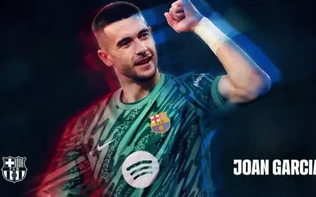 برشلونة يوقع رسميًا مع الحارس جوان غارسيا حتى عام 2031 – صفقة جديدة تعزز الفريق!