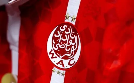 أمرابط وثنائي جنوب إفريقيا يتأهبان لقيادة هجوم الوداد في مواجهة مانشستر سيتي الشائقة!