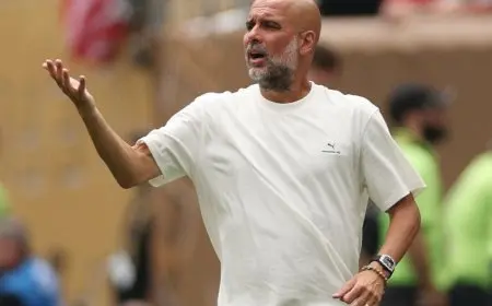 جوارديولا يؤكد دعمه للويس بعد الطرد ويشيد بأداء شرقي وريندرز