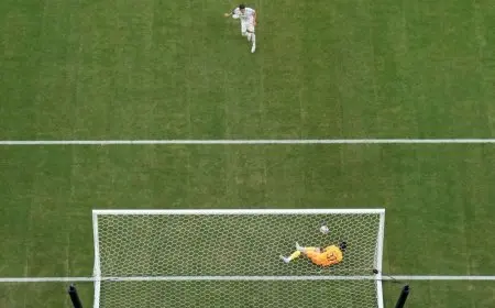 “بونو يمنح الهلال مليون دولار بفوز مثير على ريال مدريد: عفواً فالفيردي!”