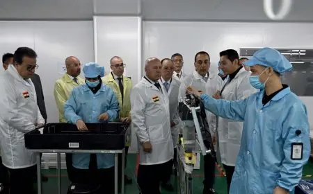 مدبولي يزور مصنع شاشات التلفزيون وخط إنتاج الراوتر في مجموعة «صافي جروب»: تعزيز الصناعة المحلية وتحفيز الاقتصاد