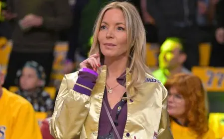 صفقة غير مسبوقة: بيع فريق لوس أنجلوس ليكرز مقابل 10 مليارات دولار!