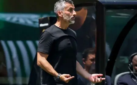 ريفيرو يتهم لاعبي الأهلي ببداية مخيبة أمام بالميراس: أسباب الهزيمة!