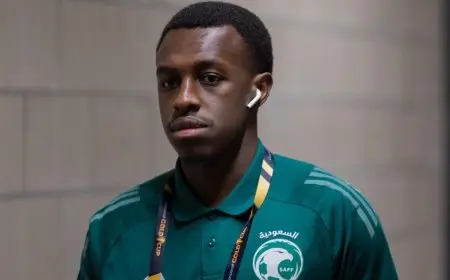 “5 تغييرات مثيرة في تشكيلة السعودية لمواجهة أميركا: اكتشاف مركز جديد لـ ‘سعود'”