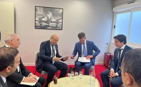 وزير الطيران يلتقي بأبرز قادة الصناعة العالمية خلال معرض باريس للطيران 2023